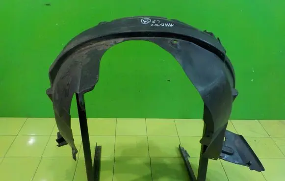 Suzuki SX4 Front arch 7232279J0 LEWE