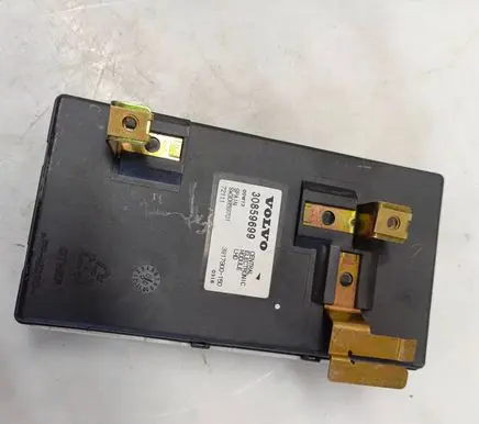 Volvo S40, V40 Comfort/convenience module 30859699 3817900150 SW30859701