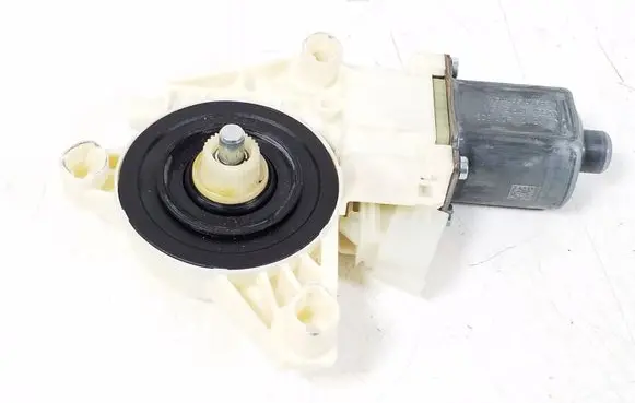 Mercedes-Benz E W212 Front door window regulator motor A2048200142