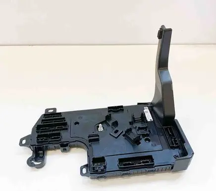 Tesla Model 3 Central body control module 110034000F