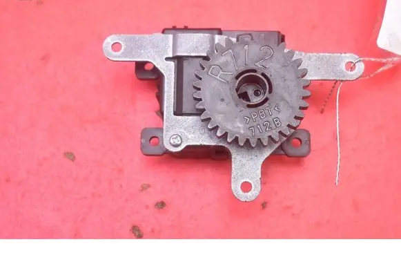 Toyota Corolla Verso E110 Air flap motor/actuator 063800-2160