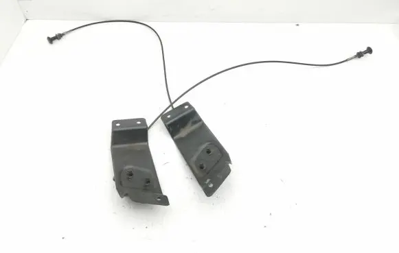Ford Orion Engine bonnet/hood lock/catch 91ABB624A05AC 91ABB624A04AC