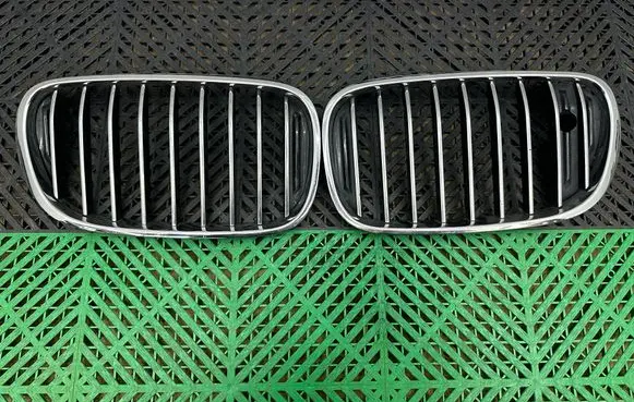 BMW 7 G11 G12 Front bumper upper radiator grill 7357012 7369904