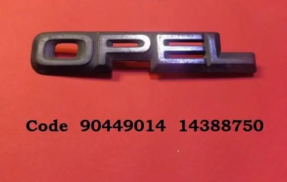 Opel Kadett E Manufacturers badge/model letters 90449014 14388750