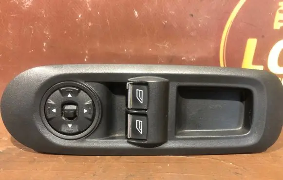 Ford Galaxy Electric window control switch 7S7T14A132CB