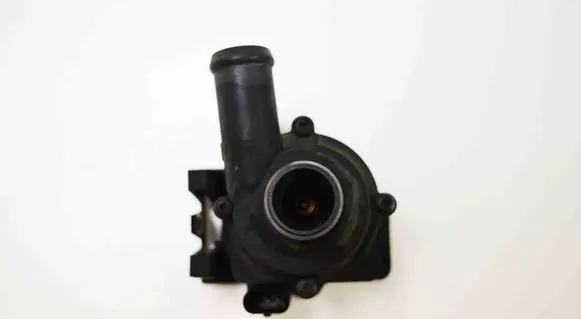Audi A5 8T 8F Electric auxiliary coolant/water pump 8K0965561A