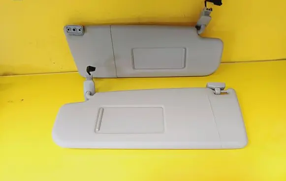 Volkswagen Golf IV Sun visor