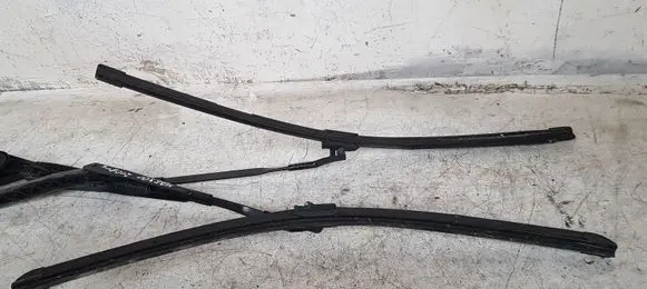 Mercedes-Benz E W212 Windshield/front glass wiper blade 
