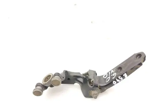 Volkswagen Transporter - Caravelle T5 Sliding door middle roller runner 7E0843336 S420MC1513