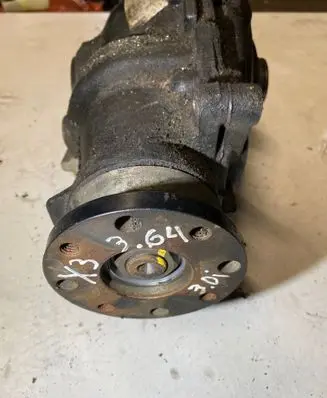 BMW X3 E83 Front differential 7548998 7540626 7540634