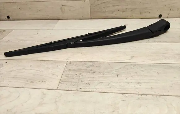 Citroen C4 I Picasso Rear wiper blade arm