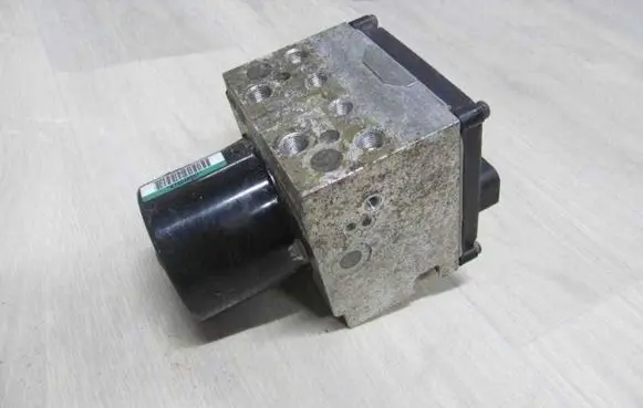 Peugeot 407 ABS Pump 9651857880 7398