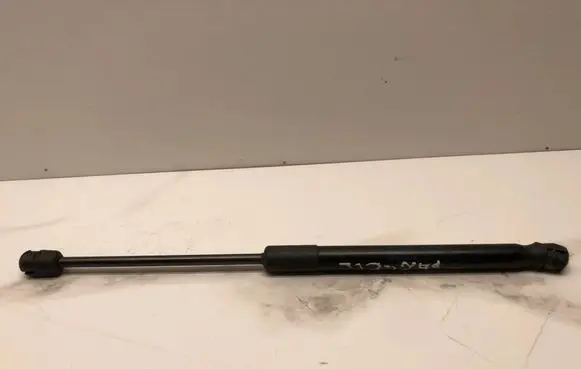 Volkswagen PASSAT B6 Tailgate/trunk strut/damper 3C5827550B