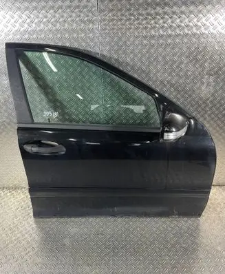 Mercedes-Benz C W203 Front door 