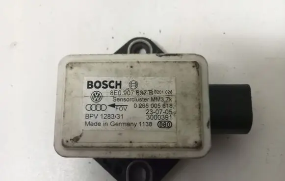 Audi A6 S6 C6 4F ESP acceleration yaw rate sensor 8E0907637B