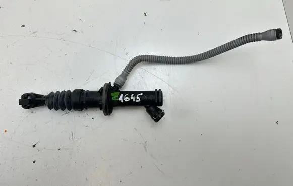 Renault Clio IV Clutch slave cylinder 306100642R