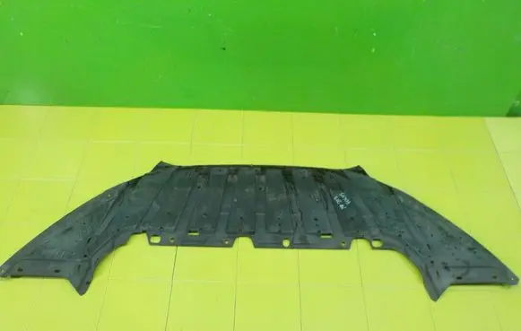 Ford Focus Front bumper skid plate/under tray XP213