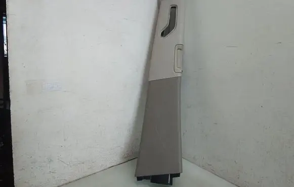 Volvo S60 (B) pillar trim (top) 