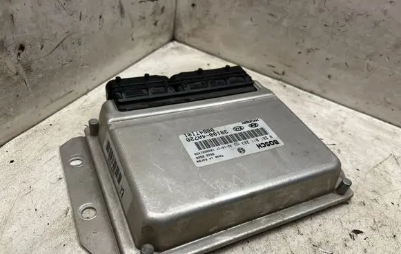 KIA Sorento Engine control unit/module 391004A720