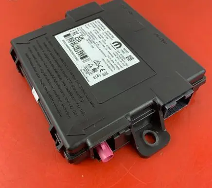 Alfa Romeo Stelvio GPS navigation control unit/module 82135300 M3N-82135300