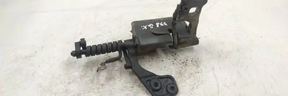 BMW 3 E46 Tailgate/trunk/boot hinge