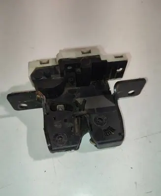 Renault Scenic II - Grand scenic II Tailgate/trunk/boot lock/catch/latch 8200076240