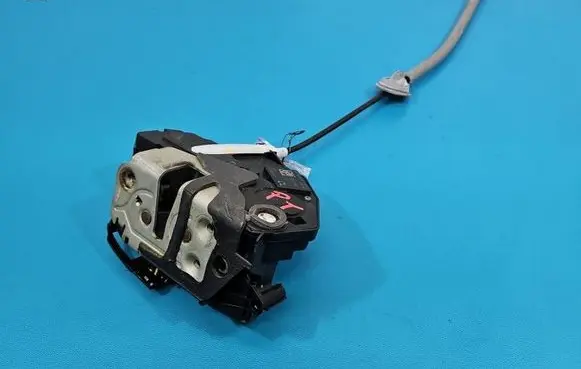 Volvo S60 Rear door lock 31301745 IMPRK1585350