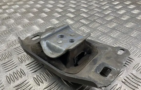 Peugeot 3008 II Engine mount bracket 17557R01 9913699680