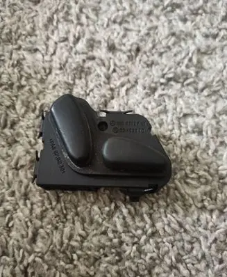 Mercedes-Benz C W203 Seat control switch 2108213751 03463810