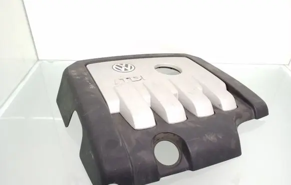 Volkswagen PASSAT B6 Engine cover (trim) 03G103925BF