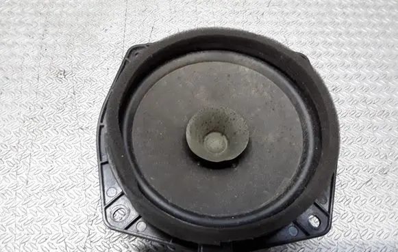 Mitsubishi Pajero Front door speaker MR301667