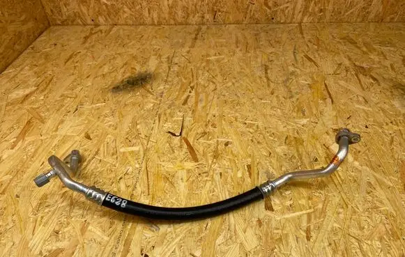 Nissan Micra K14 Air conditioning (A/C) pipe/hose 924805FM0B