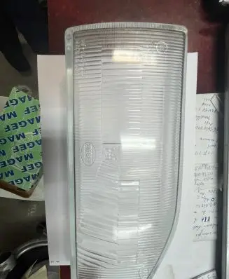 Mazda 323 Headlight lense 