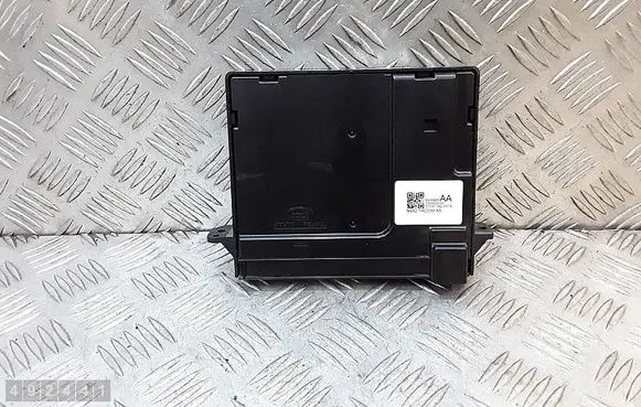 Jaguar F-Pace Air conditioning/heating control unit n8a214c239aa
