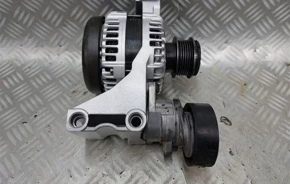 Volvo XC40 Generator/alternator 32279255