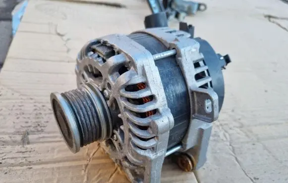Citroen C3 Generator/alternator 9827171980 A002TV2081ZE