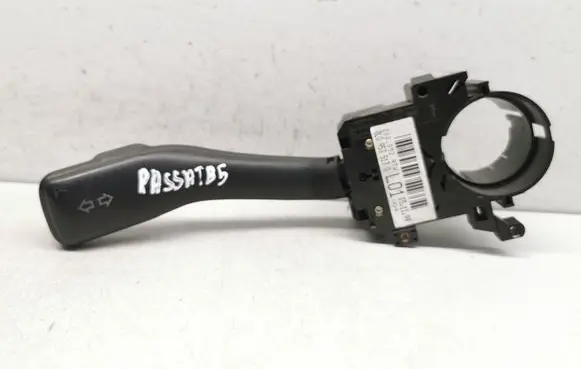 Volkswagen PASSAT B5 Indicator stalk 8L0953513G