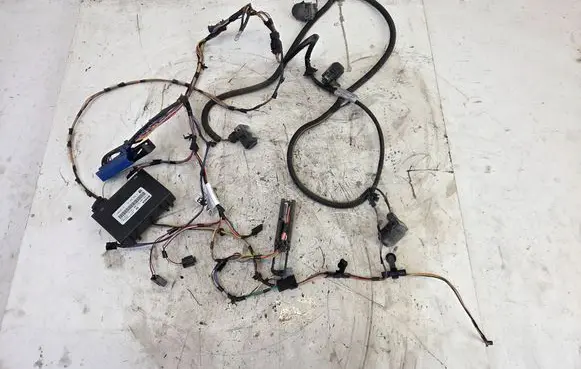 Saab 9-3 Ver2 Parking sensor (PDC) wiring loom 12830785 58808 12803285