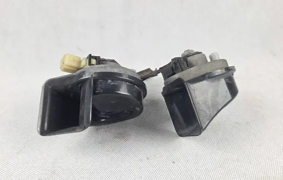 Citroen C4 I Picasso Horn signal CH2143