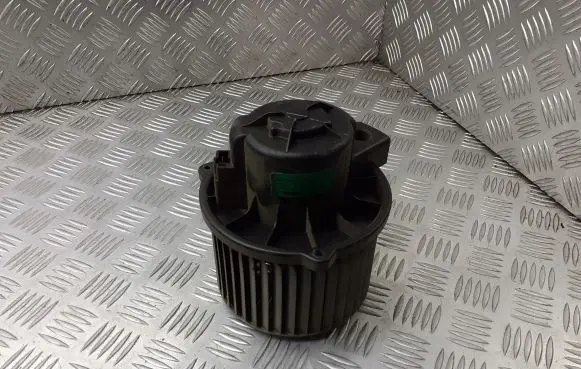 Smart ForFour I Front door blower motor 0130101113