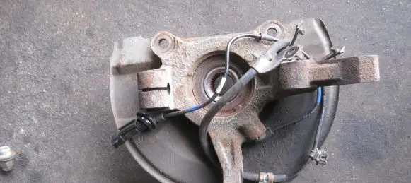 Mitsubishi Outlander Front wheel hub spindle knuckle 3870A007 4605A009