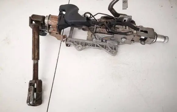 Volkswagen PASSAT B6 Steering wheel axle 3C1419501N