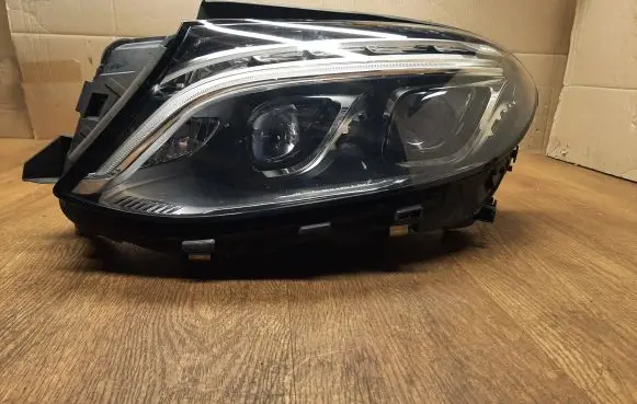 Mercedes-Benz GLE (W166 - C292) Headlight/headlamp A1669064103