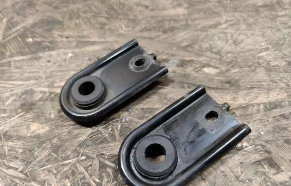 Acura ZDX Radiator mount bracket