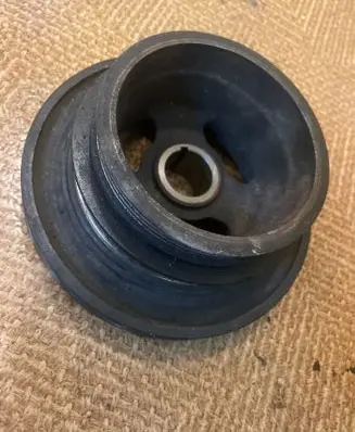 BMW 5 E60 E61 Crankshaft pulley 7513862
