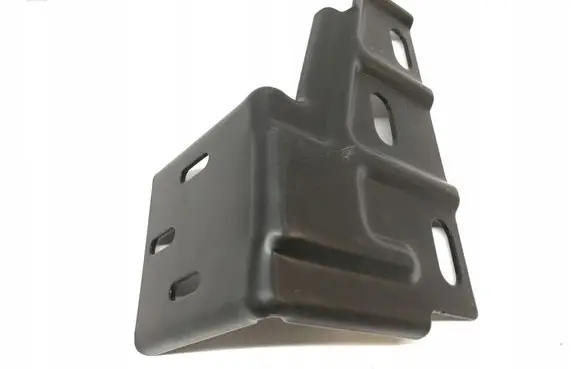 Iveco Daily 6th gen Front bumper mounting bracket 5801620745