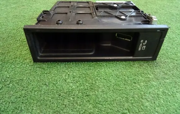Volkswagen Golf VI Head unit multimedia control 5N0035341E