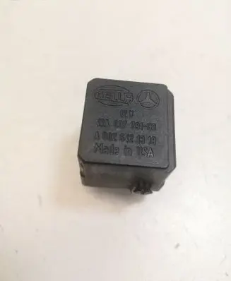 Mercedes-Benz SLK R171 Other relay A0025421319
