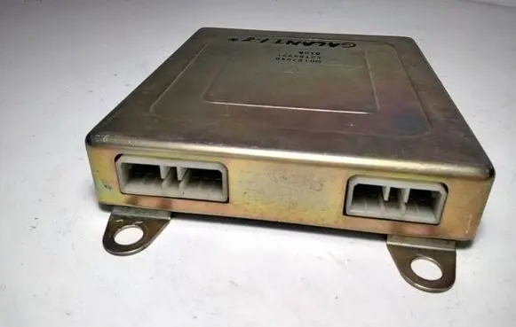 Mitsubishi Galant Eterna Engine control unit/module E2T55771 MD127948 8108