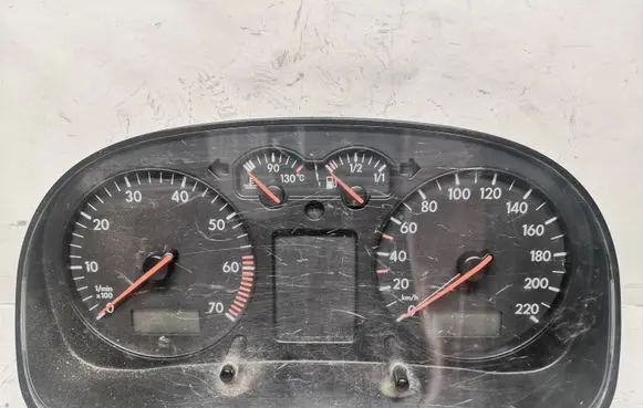 Volkswagen Golf IV Speedometer (instrument cluster) 1J0919861 110008916